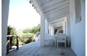 Villa Maria Mercedes - Casa vacanze sul mare a Villasimius in Sardegna - splendido patio arredato sul un incantevole panorama di macchia mediterranea.