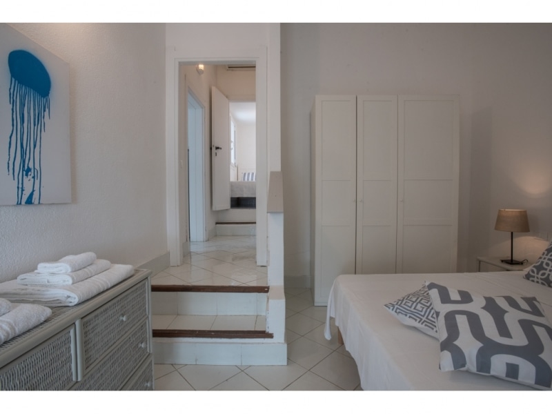 Villa Alimene - Casa vacanze sul mare a Villasimius in Sardegna - stanza con un letto matrimoniale