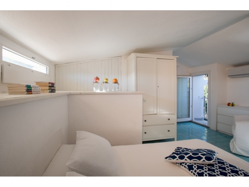 Villa Nesea - Casa vacanze sul mare a Villasimius in Sardegna - camera con letto doppio.